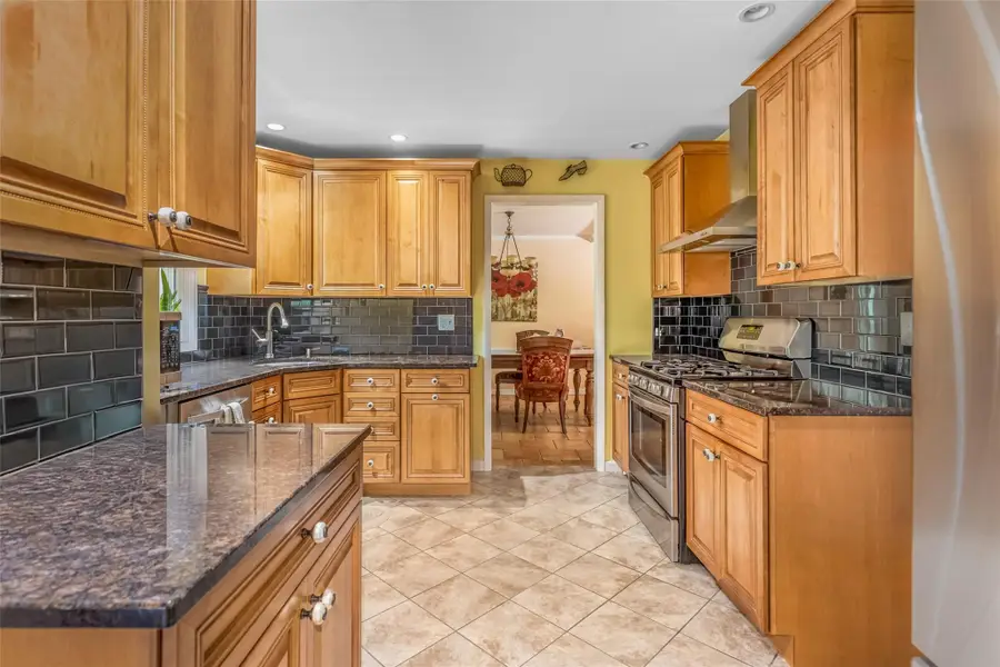 24 Normandy Court, West Hurley, NY 12491 - Image #3