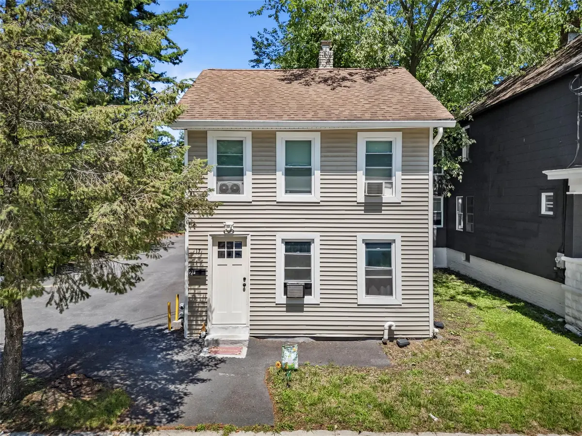17 Sterling Street, Middletown, NY 10940 - Image #1