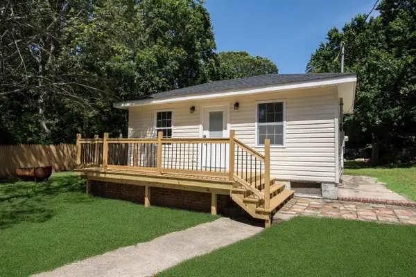 64 Maple Avenue, Flanders, NY 11901