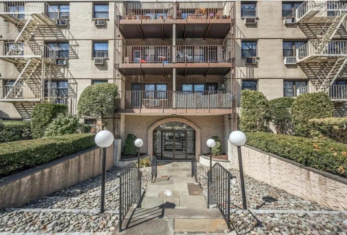 2261 Palmer Avenue #2A, New Rochelle, NY 10801 - Image #1