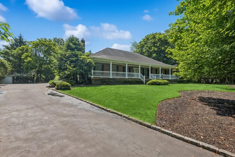 4 Springview Court, East Patchogue, NY 11772 - Image #3