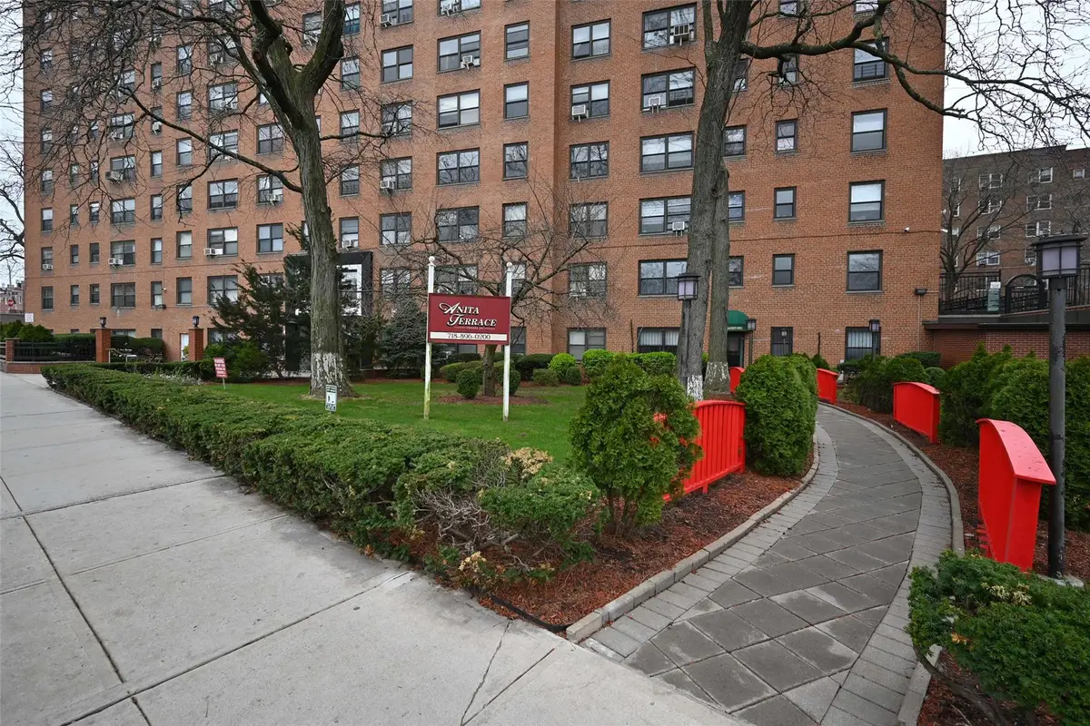 99-60 63rd Road #1B, Rego Park, NY 11374 - Image #1