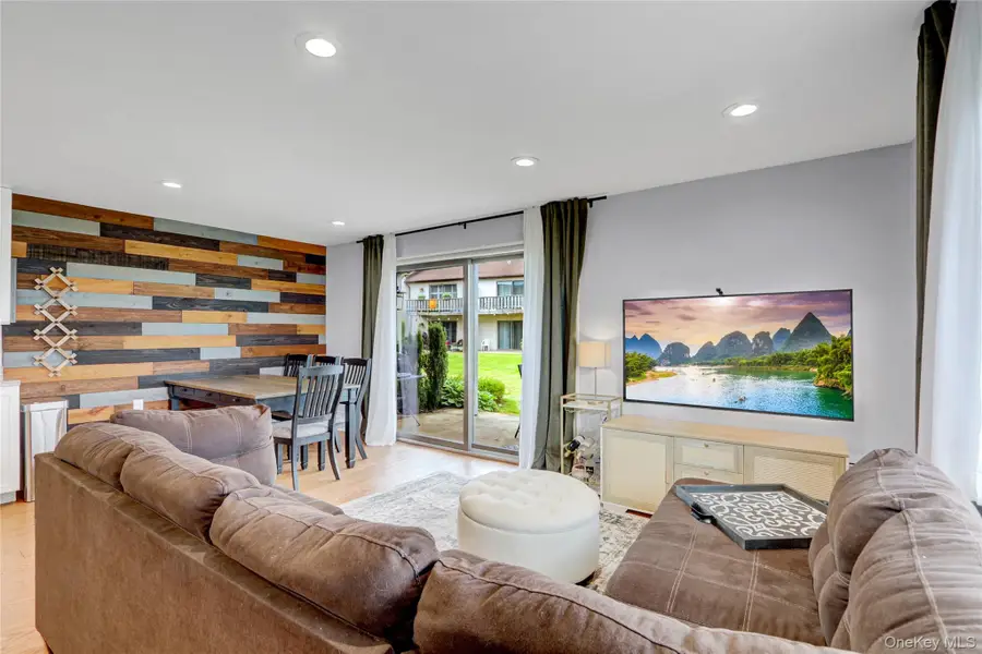 1 Anchorage Way #301, Freeport, NY 11520 - Image #2