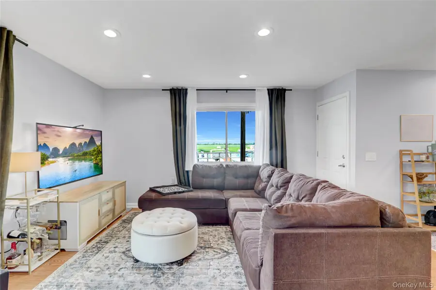 1 Anchorage Way #301, Freeport, NY 11520 - Image #3