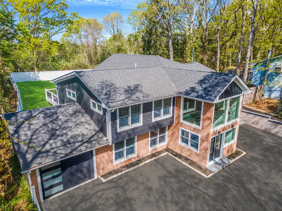 40 Friendly Road, Smithtown, NY 11787 - Image #2