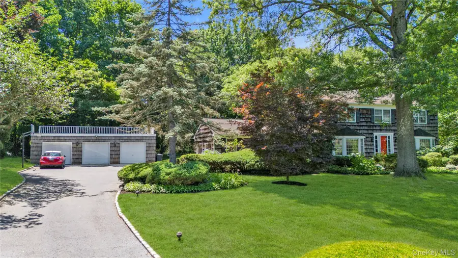 26 Rolling Drive, Brookville, NY 11545 - Image #2