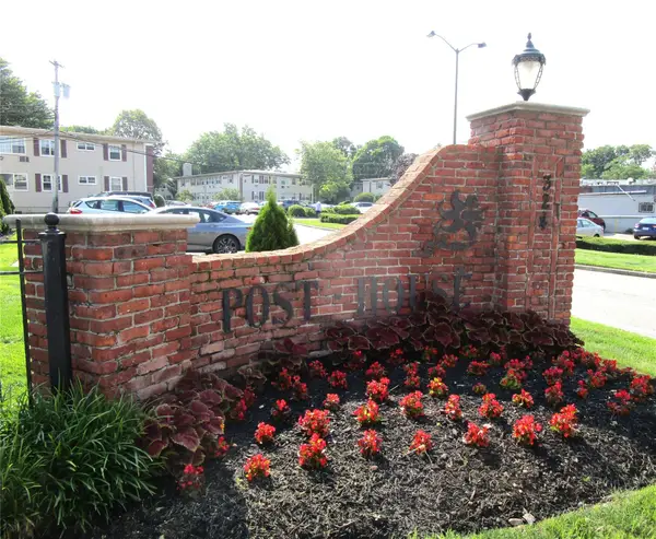 324 Post Avenue #Apt. 8-J, Westbury, NY 11590