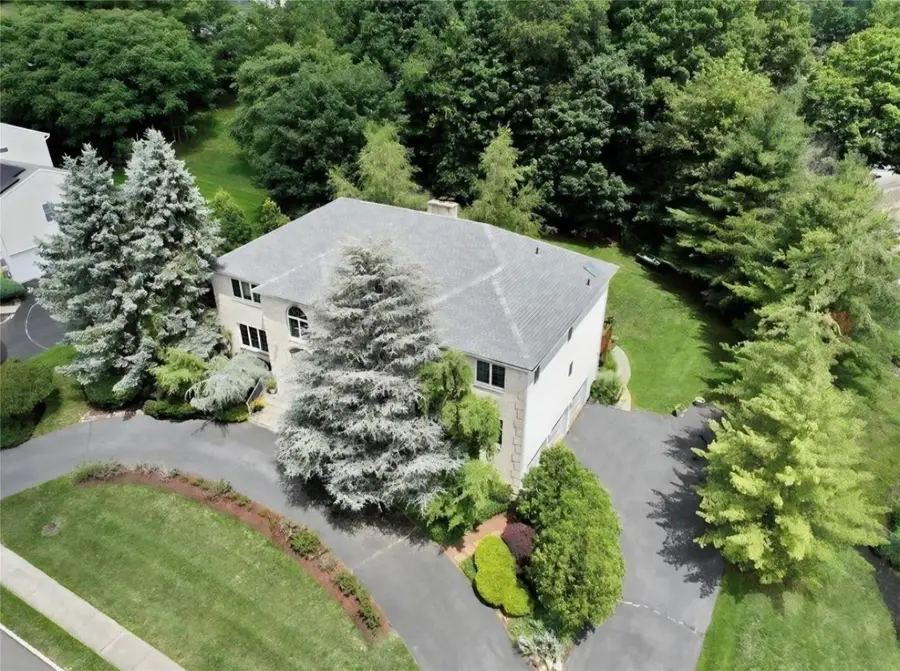 18 Mesa Place, Nanuet, NY 10954 - Image #2