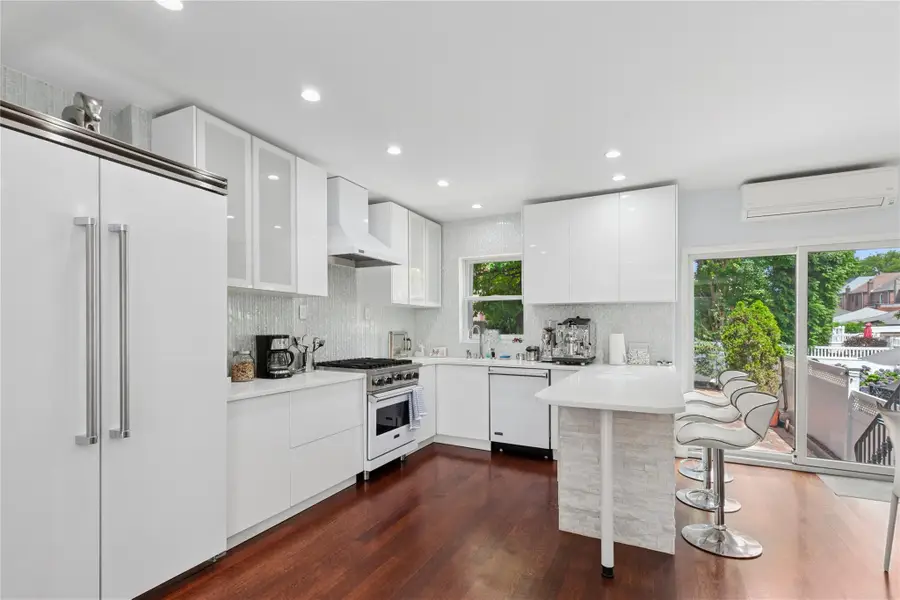 82-15 Penelope Avenue, Middle Village, NY 11379 - Image #2