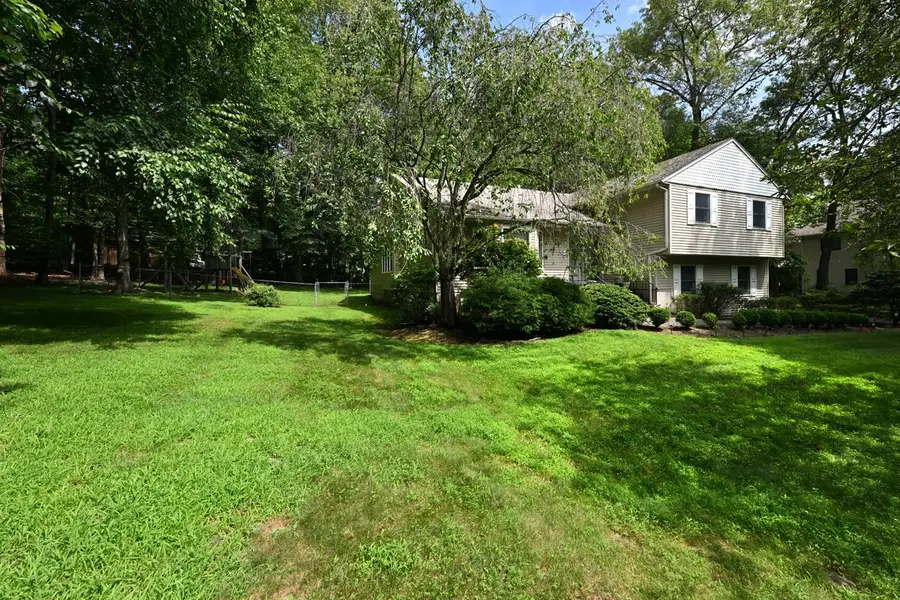 17 E Stemmer Lane, Suffern, NY 10901 - Image #2