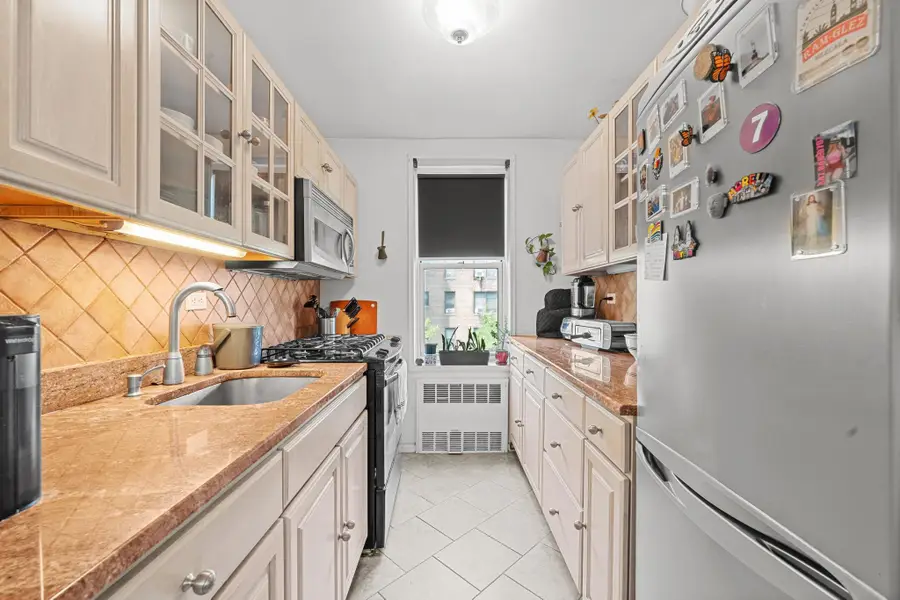 33-05 92nd Street #4B, Jackson Heights, NY 11372 - Image #3