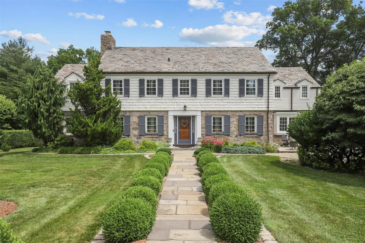 31 Colonial Road, White Plains, NY 10605 - Image #1