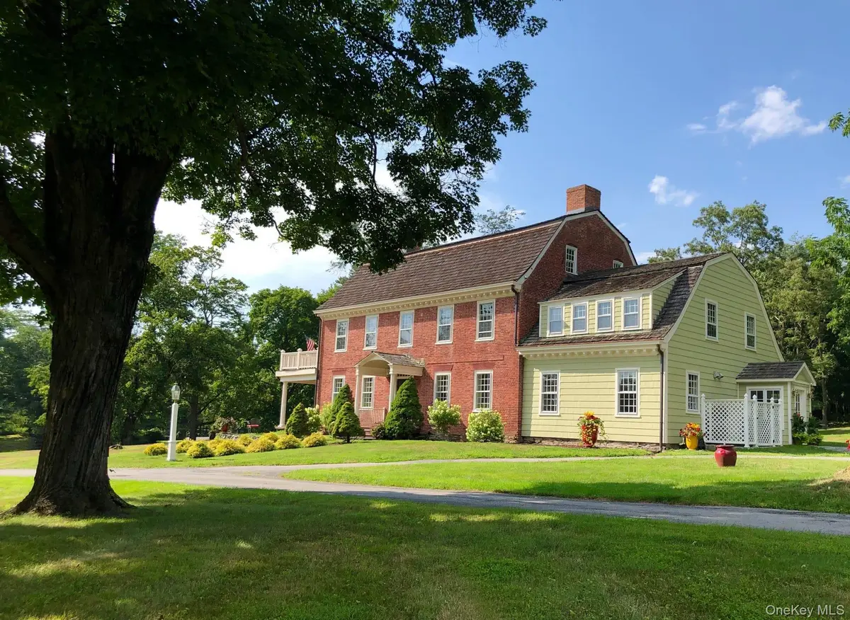 11 Brown Road, Pleasant Valley, NY 12569 - Image #1