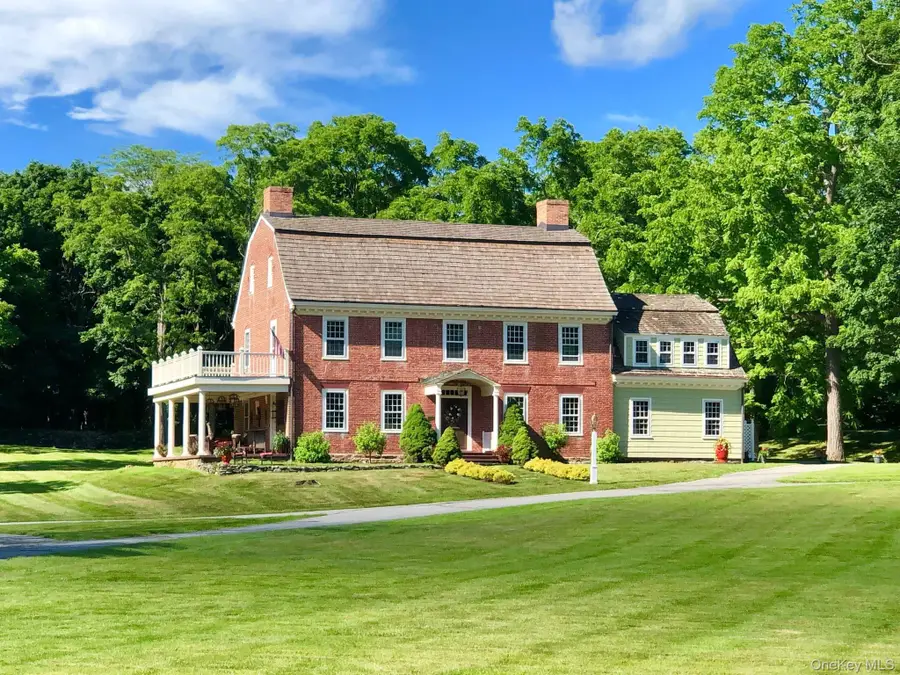 11 Brown Road, Pleasant Valley, NY 12569 - Image #2