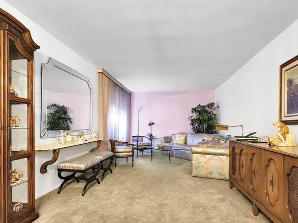 140-21 31st Road #4A, Flushing, NY 11354