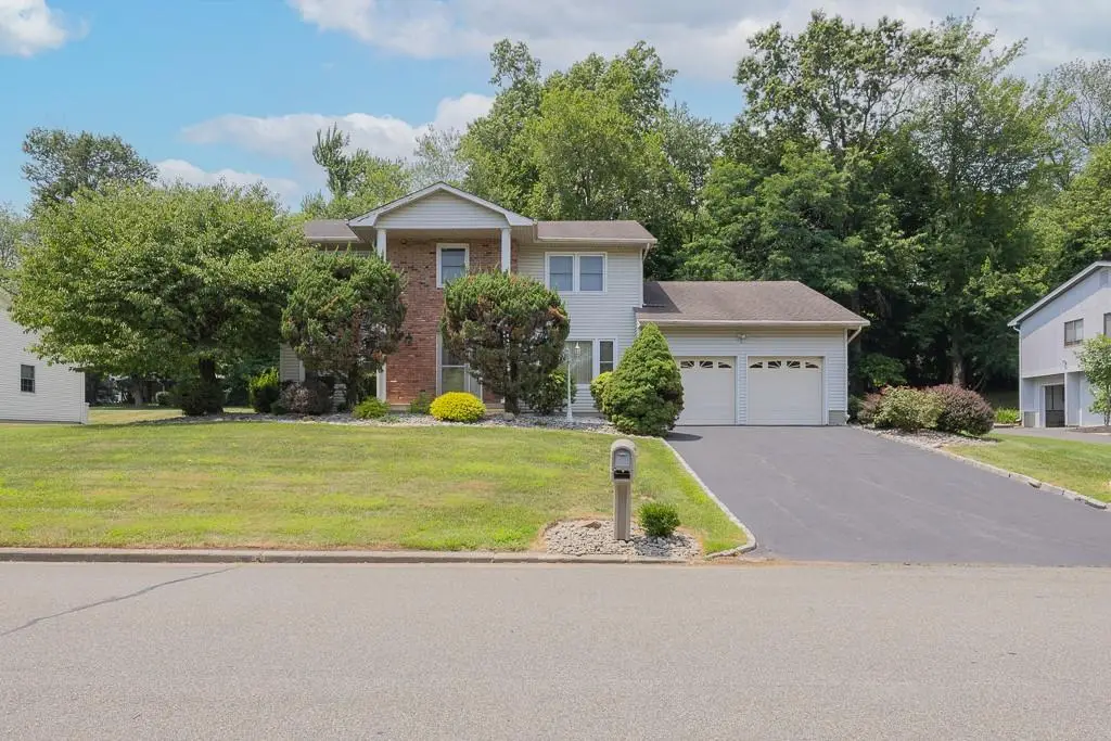 71 Jolliffe Avenue, Congers, NY 10920 - Image #1