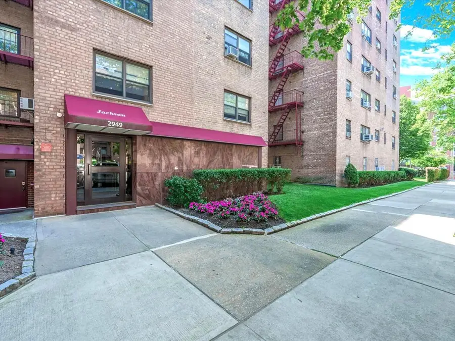29-49 137th Street #6G, Flushing, NY 11354 - Image #2