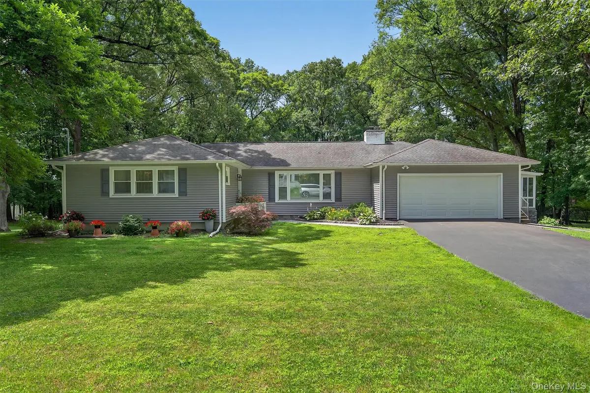 115 Dogwood Lane, Newburgh, NY 12550-2017 - Image #1