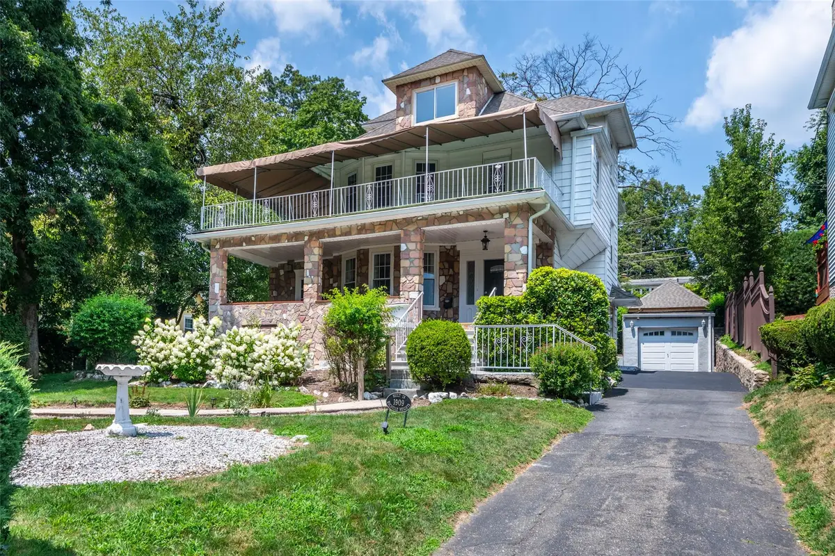 29 Brookdale Avenue, New Rochelle, NY 10801 - Image #1