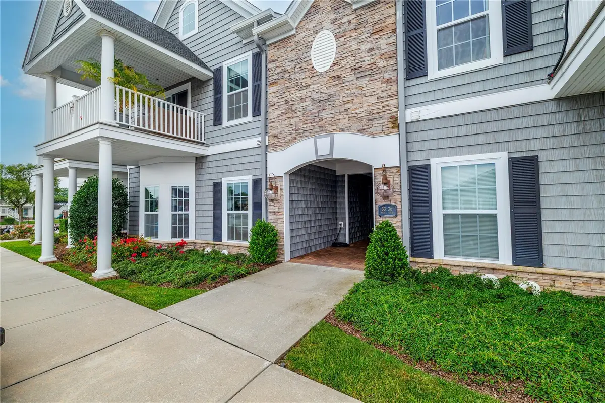 36 Nicole Court, Copiague, NY 11726 - Image #1