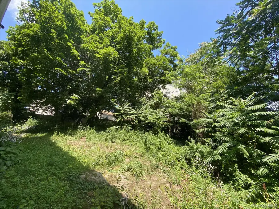 422 Nuber Avenue, Mount Vernon, NY 10553 - Image #2