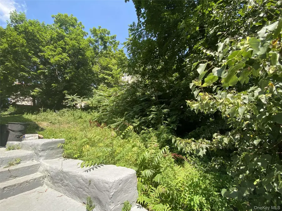 422 Nuber Avenue, Mount Vernon, NY 10553 - Image #3