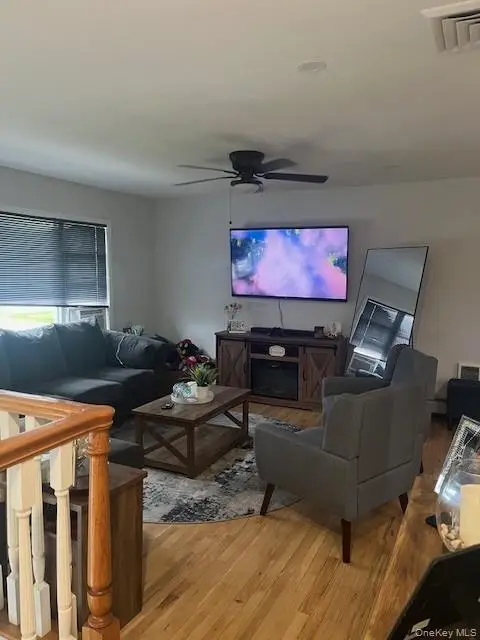 226 14th Avenue, West Babylon, NY 11704 - Image #3