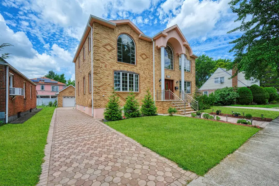 83-14 266th Street, Glen Oaks, NY 11004 - Image #3