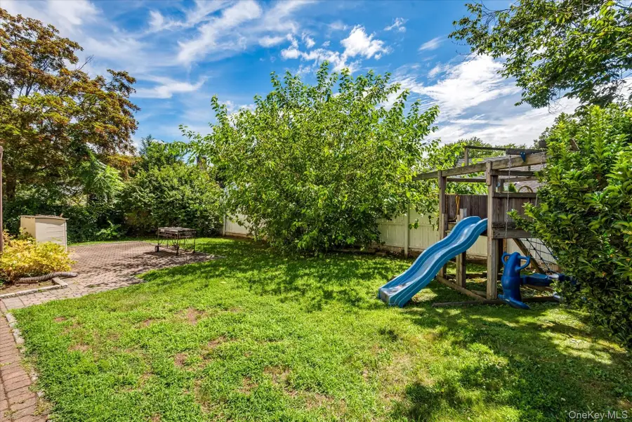 118 Carver Terrace, Yonkers, NY 10710 - Image #3