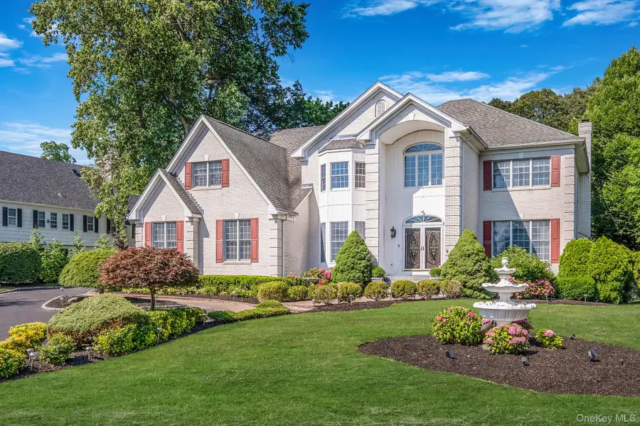 3 Kohlsaat Court, Smithtown, NY 11787 - Image #2