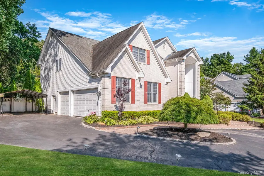 3 Kohlsaat Court, Smithtown, NY 11787 - Image #3