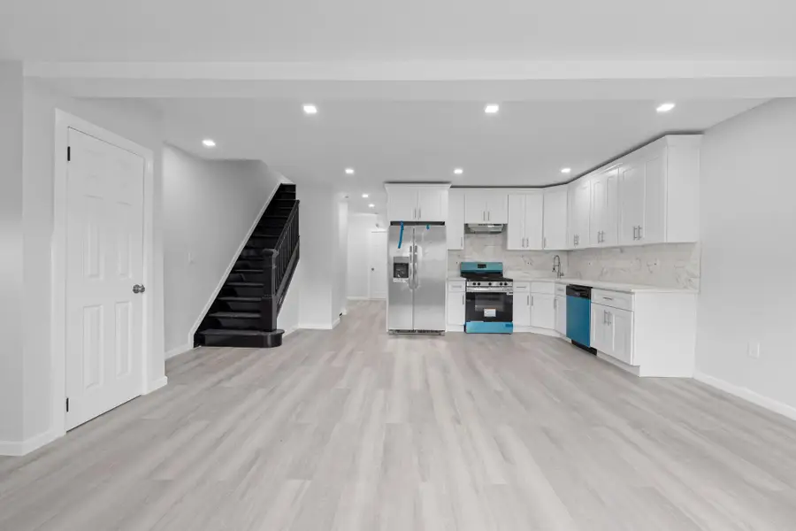 19432 113th Road, Saint Albans, NY 11412 - Image #2