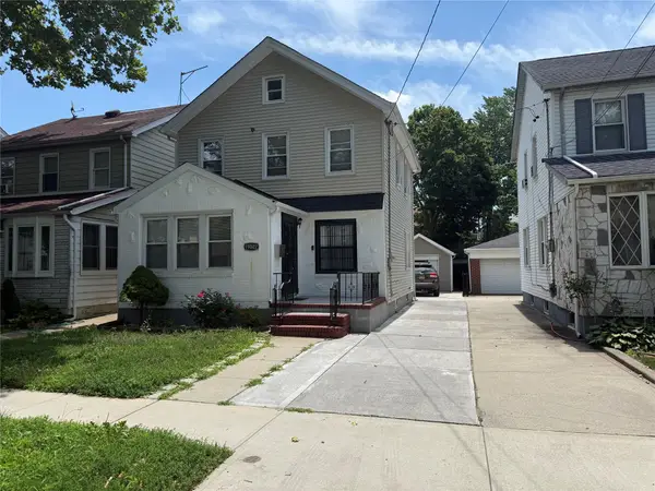 19022 111th Road, Saint Albans, NY 11412