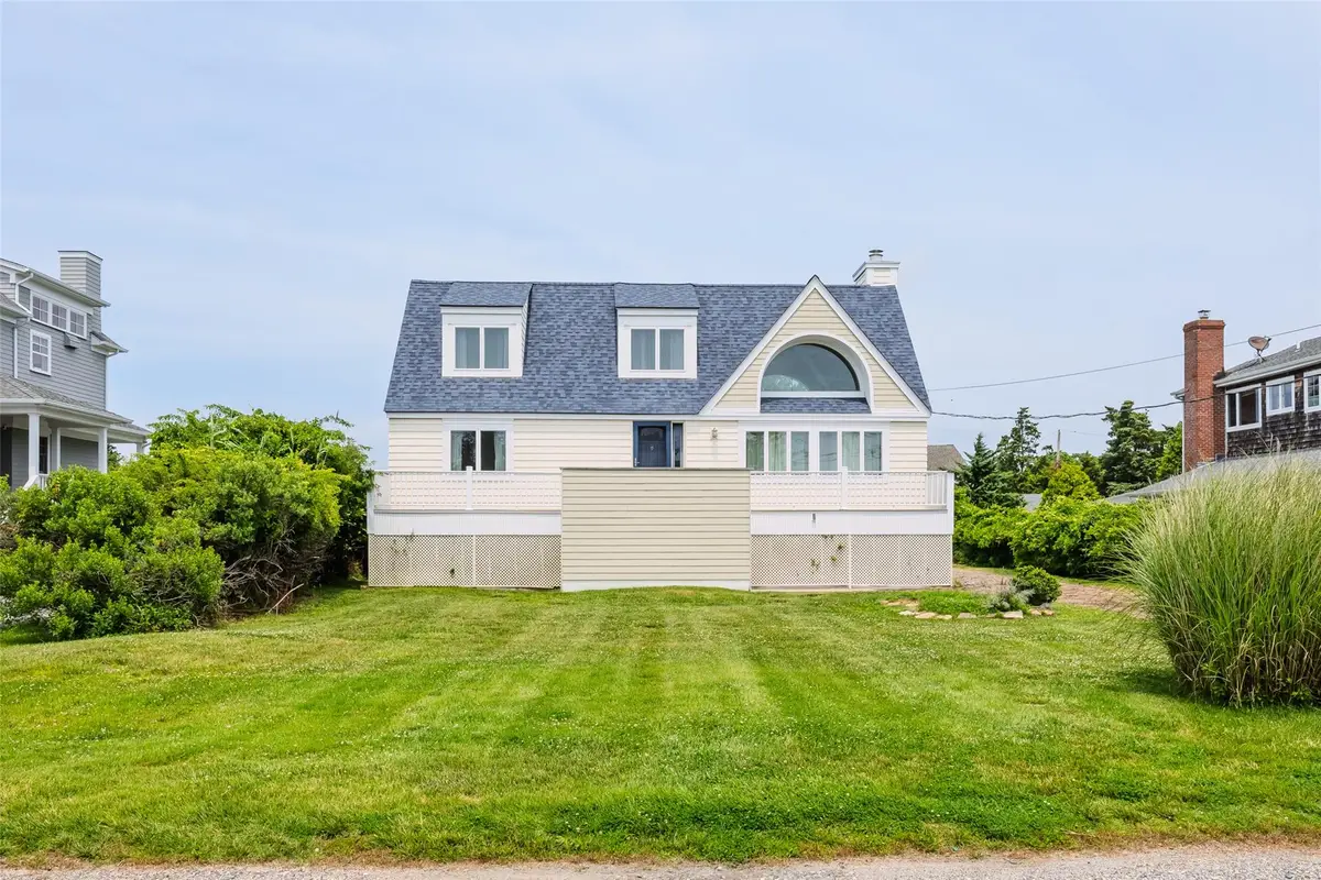 10 Bayview Road, Remsenburg, NY 11960 - Image #1