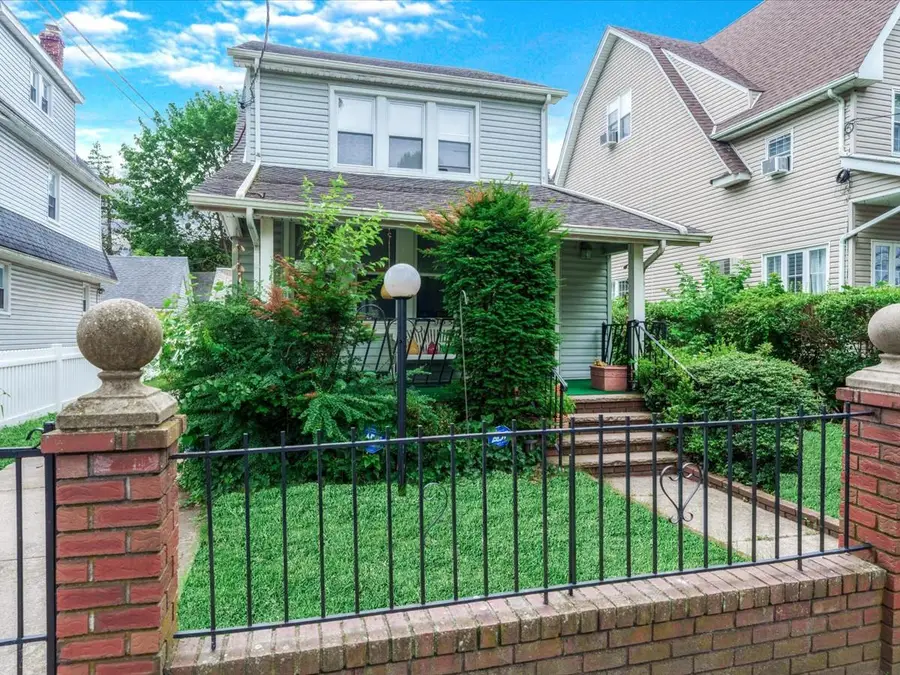 11554 174 Street, Jamaica, NY 11434 - Image #2