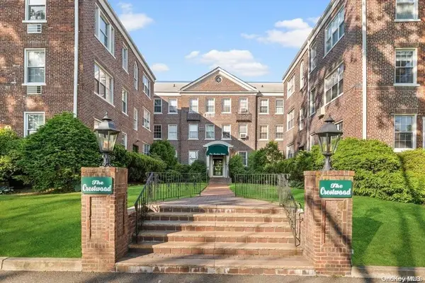 1 Meadow Drive #3D, Woodmere, NY 11598