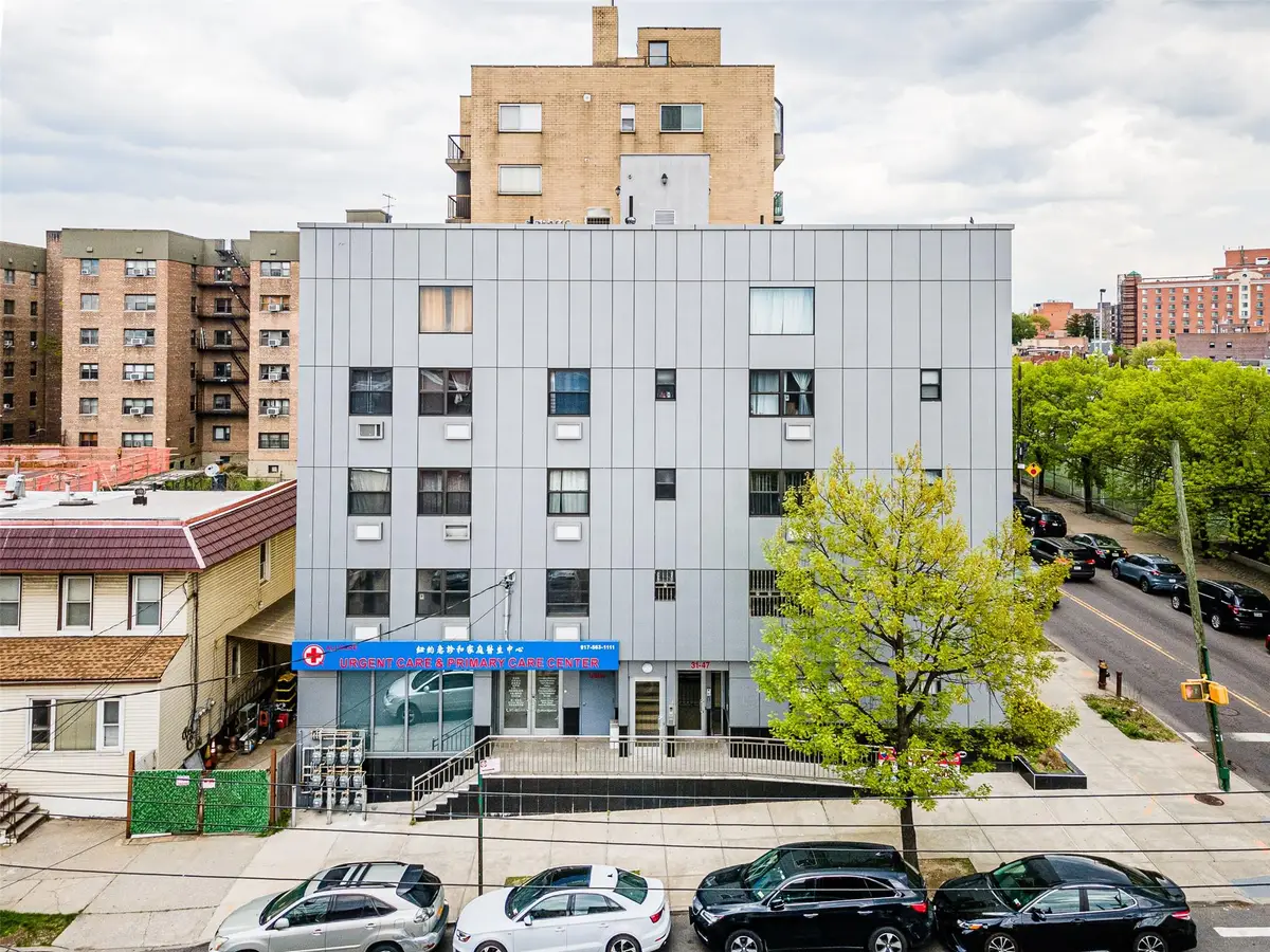 31-47 137th Street #3C, Flushing, NY 11354 - Image #1