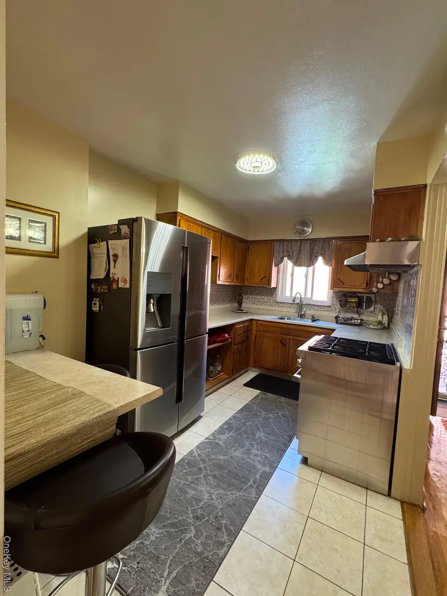 4406 Murdock Avenue, Bronx, NY 10466 - Image #3