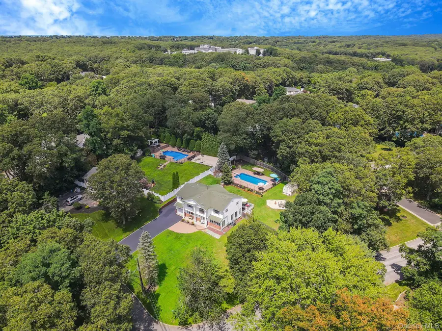11 Dillmont Drive, Smithtown, NY 11787 - Image #2