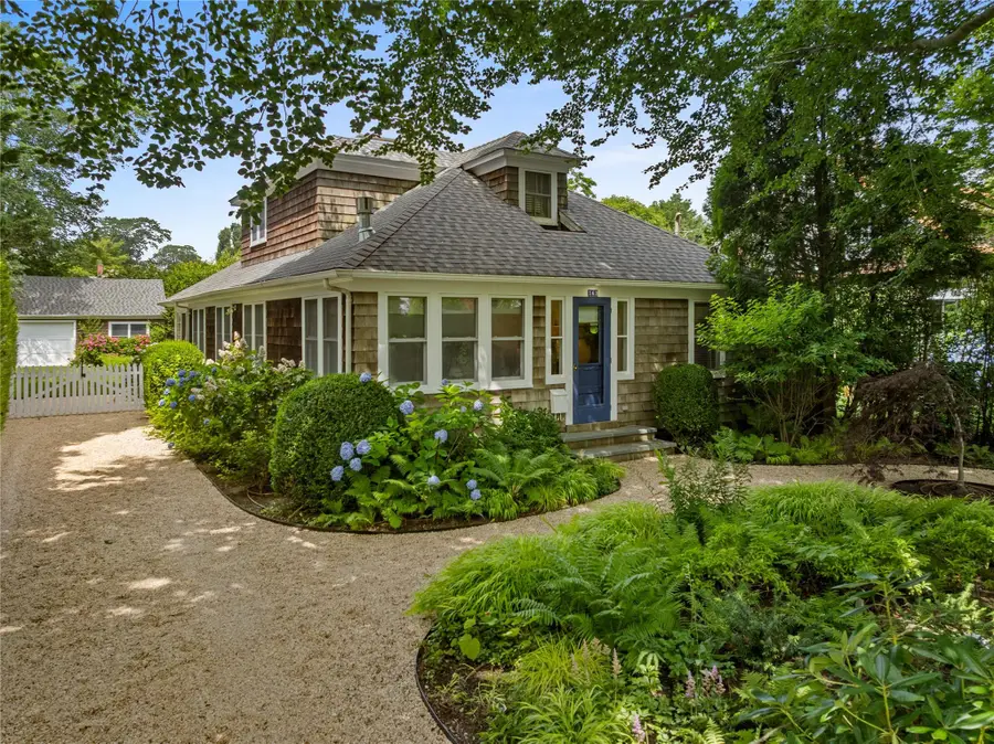 163 Halsey Street, Southampton, NY 11968 - #2