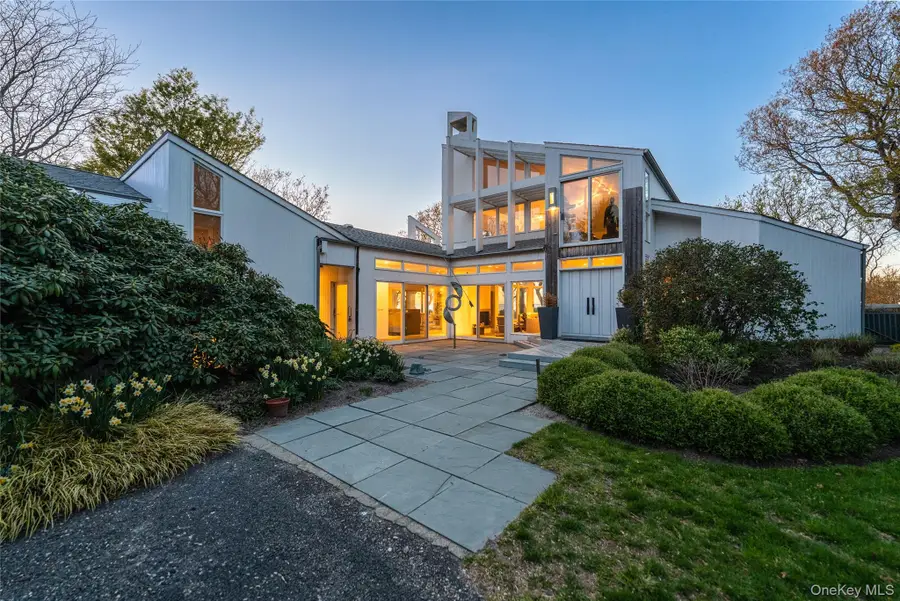 4105 Soundview Avenue, Mattituck, NY 11952 - Image #2