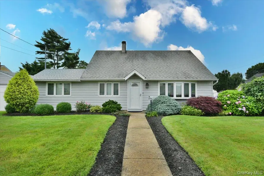 243 Seaford Avenue, Massapequa, NY 11758 - Image #2