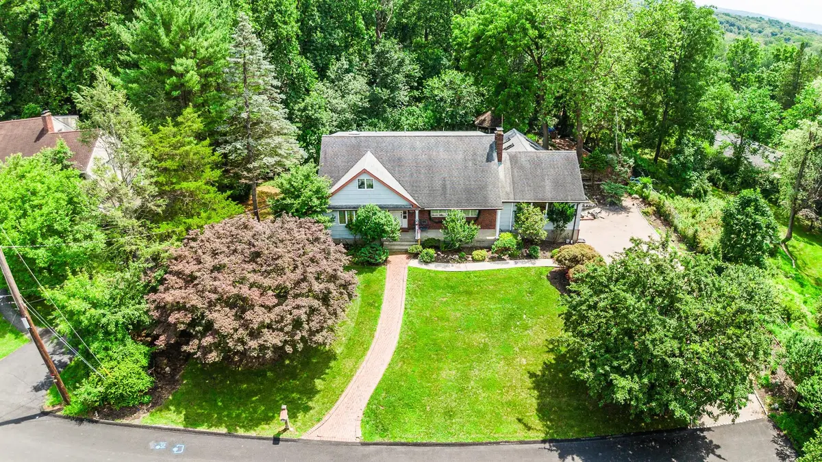 11 Hillside Court, Suffern, NY 10901 - Image #1