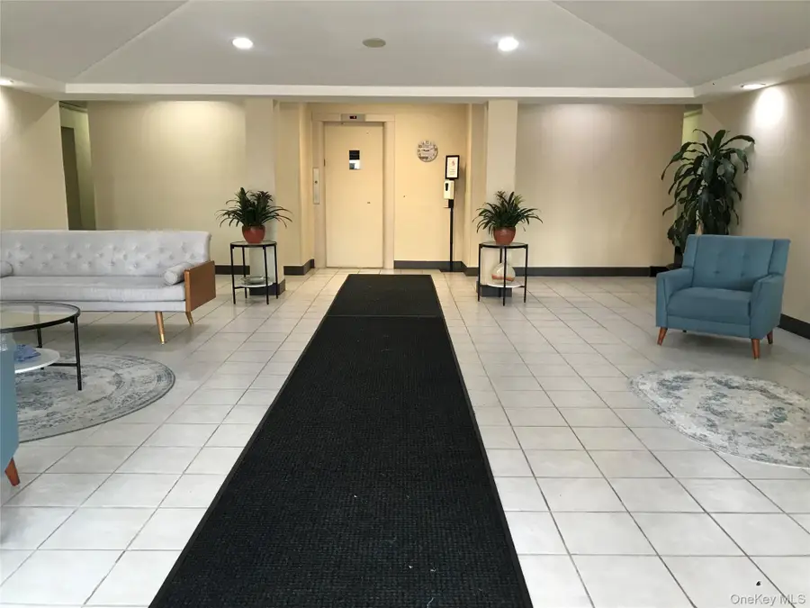 855 E. Broadway #2D1, Long Beach, NY 11561 - Image #3