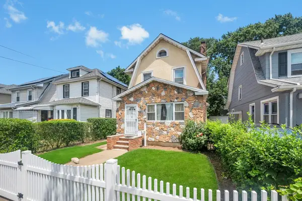 11119 212th Street, Queens Village, NY 11429