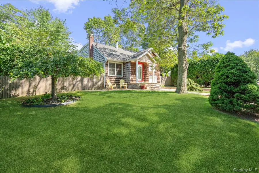 17 Tulip Road, Rocky Point, NY 11778 - Image #3