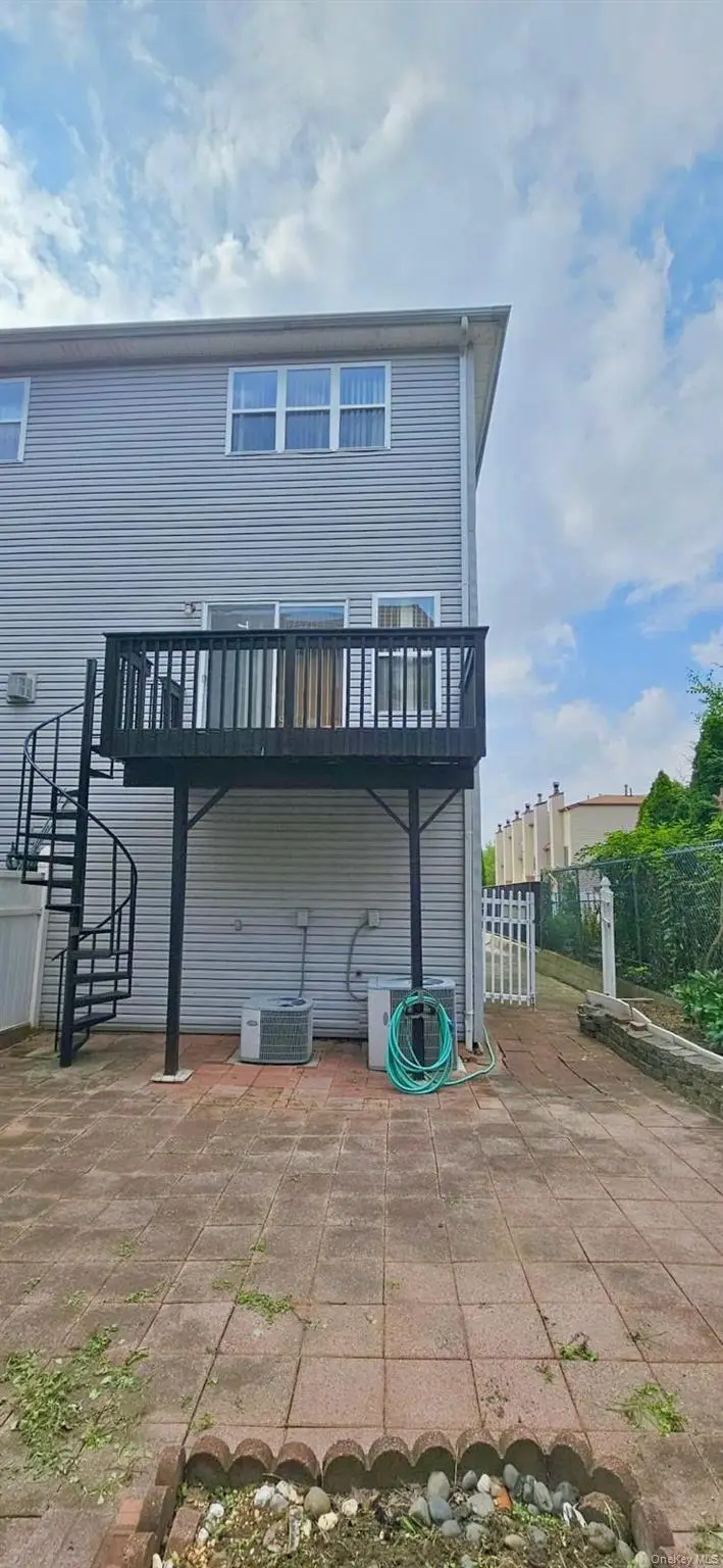 29 Marisa Court, Staten Island, NY 10314 - Image #2