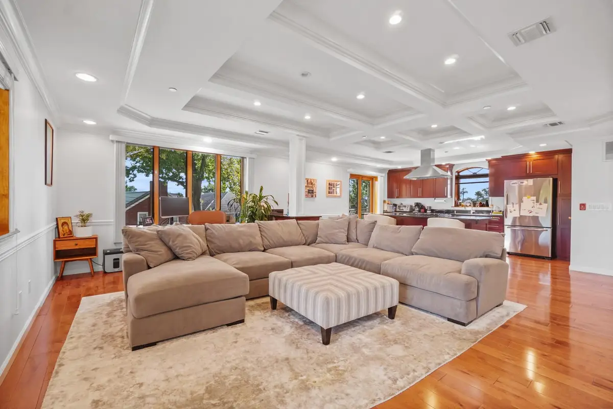 4048 194th Street #A3, Flushing, NY 11358 - Image #1