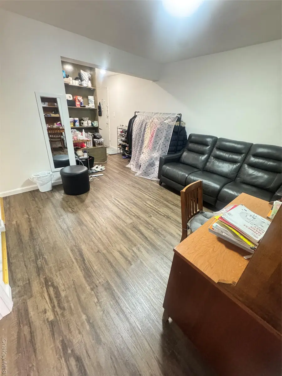 8114 Baxter Avenue #1E, Elmhurst, NY 11373 - Image #3