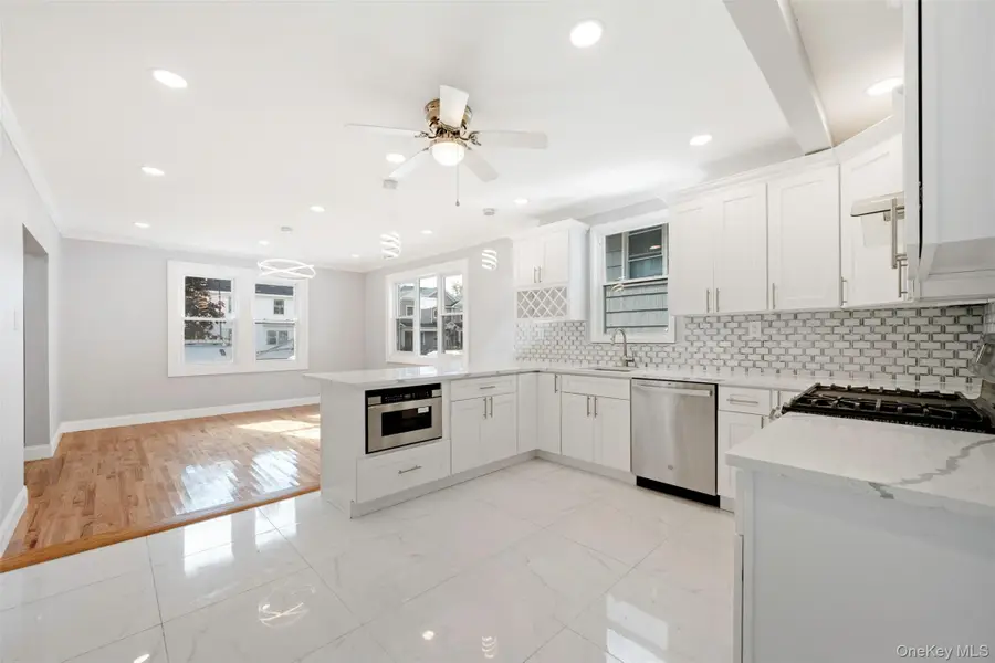 15 Shepherd Street, Rockville Centre, NY 11570 - Image #3